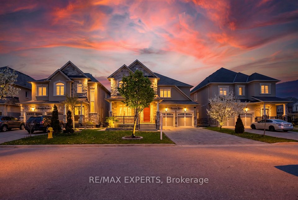 Detached at 74 Dunrobin Crescent, Vaughan, ON L4H 4A9, Vaughan