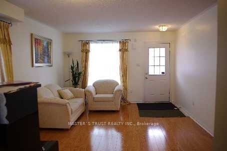 Semi-Detached at 5 Bern Street E, Markham, ON L6E 1G7, Markham