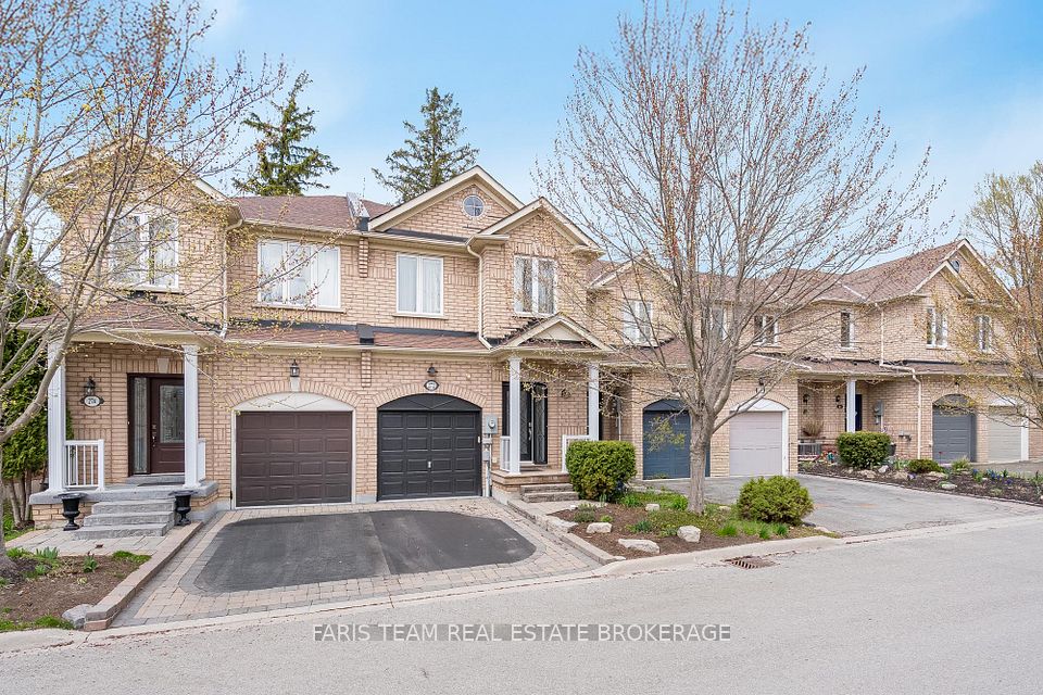 Att/Row/Townhouse at 272 Tom Taylor Crescent, Newmarket, ON L3X 3E8, Newmarket
