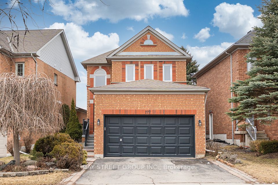Detached at 277 Stone Road, Aurora, ON L4G 6Y7, Aurora
