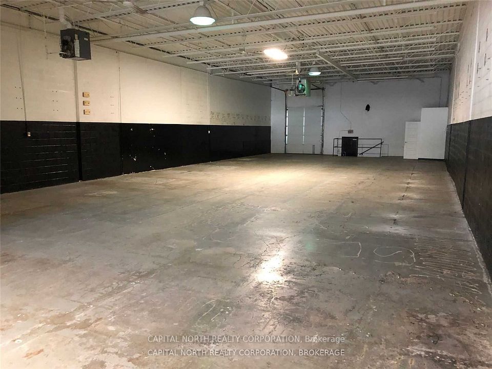 41 Courtland Avenue 10, Vaughan, ON L4K 3T3