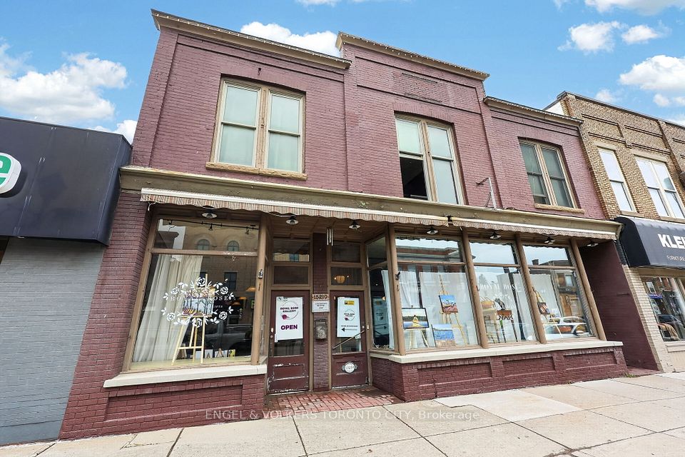 15210 Yonge Street, Aurora, ON L4G 1L9