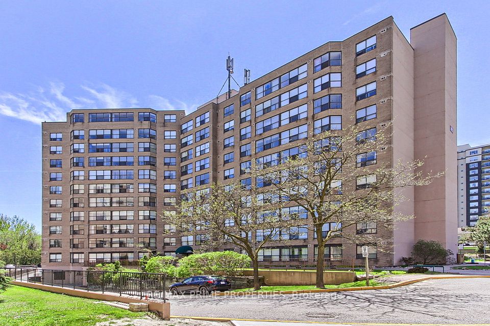 Condo Apartment at 250 Davis Drive 603, Newmarket, ON L3Y 7T7, Newmarket