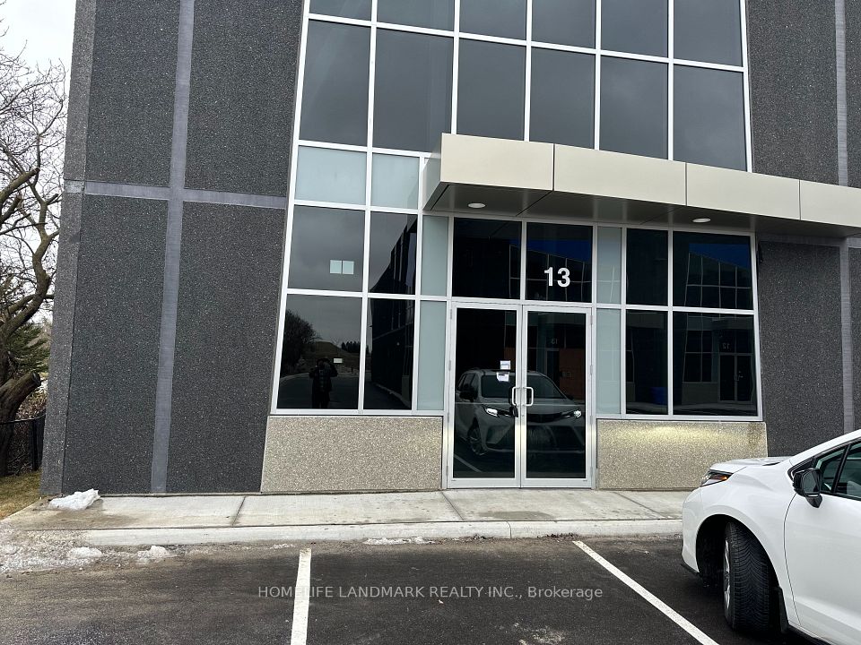 135 Addison Hall Circle 13 Main, Aurora, ON L4G 7C7