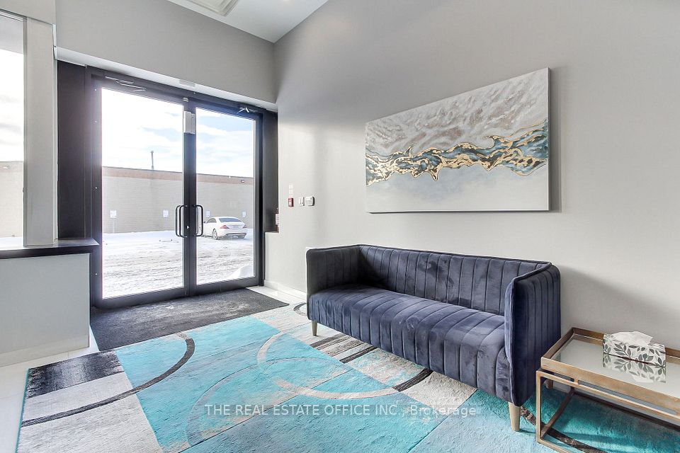 50 Casmir Court 3, Vaughan, ON L4K 4J5