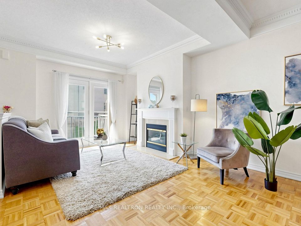 9133 Bayview Avenue 12, Richmond Hill, ON L4B 4C5