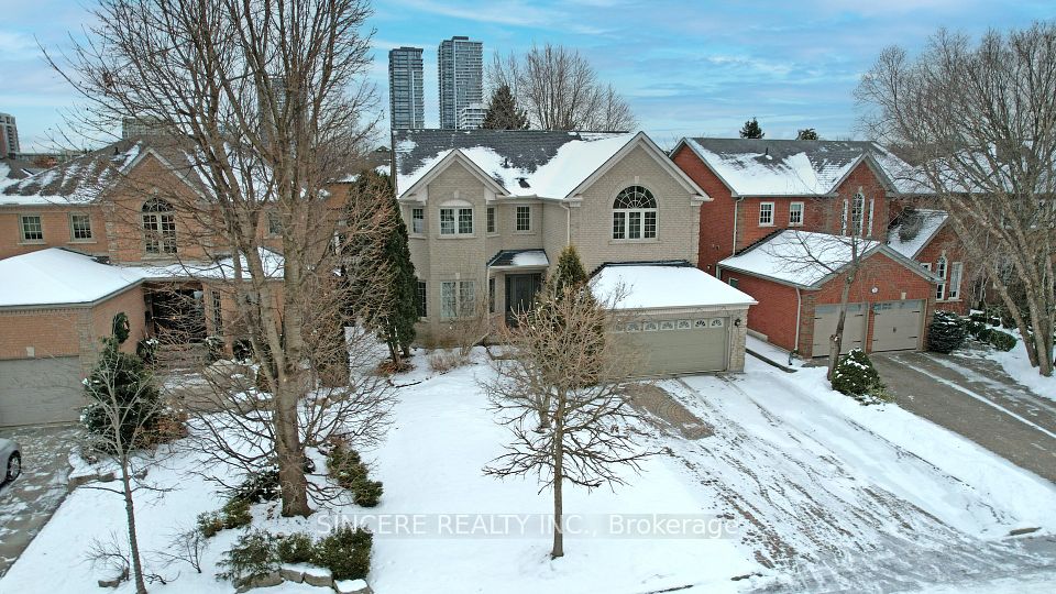 76 Braeside Square, Markham, ON L3R 0A4