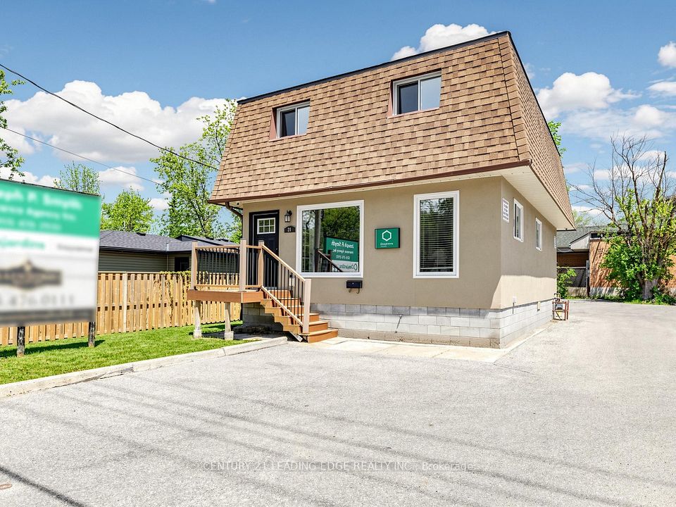 21 Metro Road S, Georgina, ON L4P 1V7