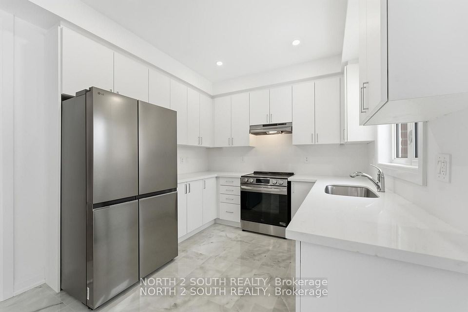 Semi-Detached  at 30 Virro Court, Vaughan, ON L4H 5G5, Vaughan