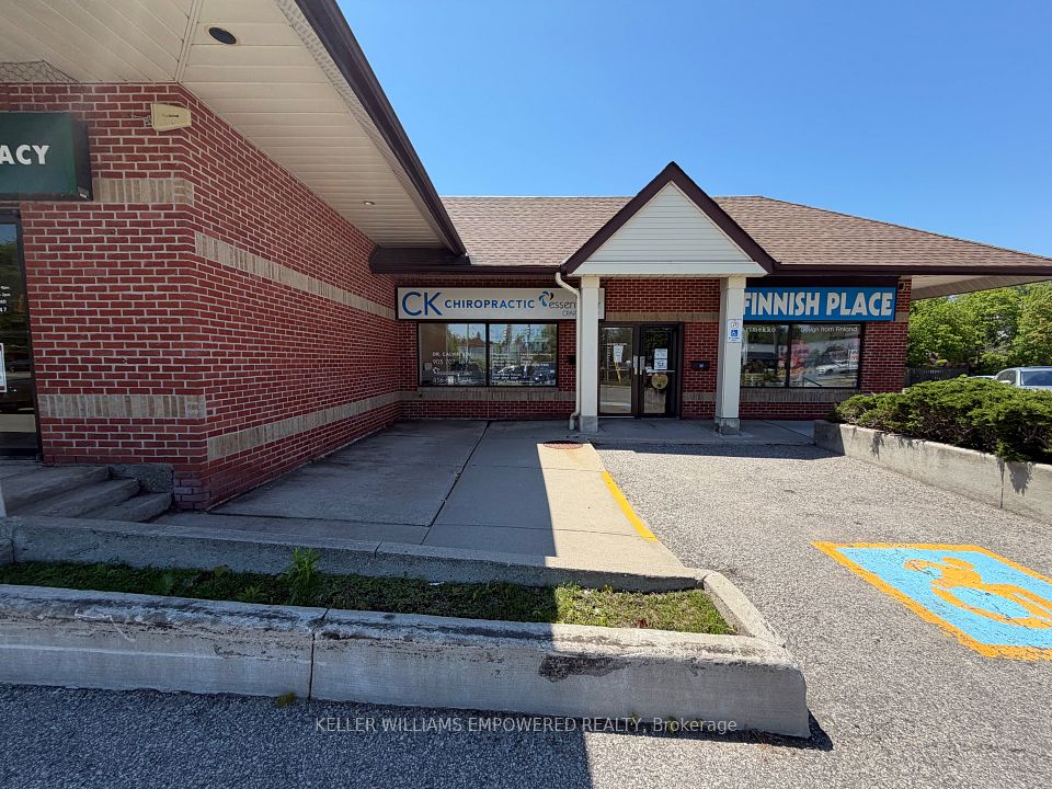 7670 Yonge Street 2, Vaughan, ON L4J 1W1