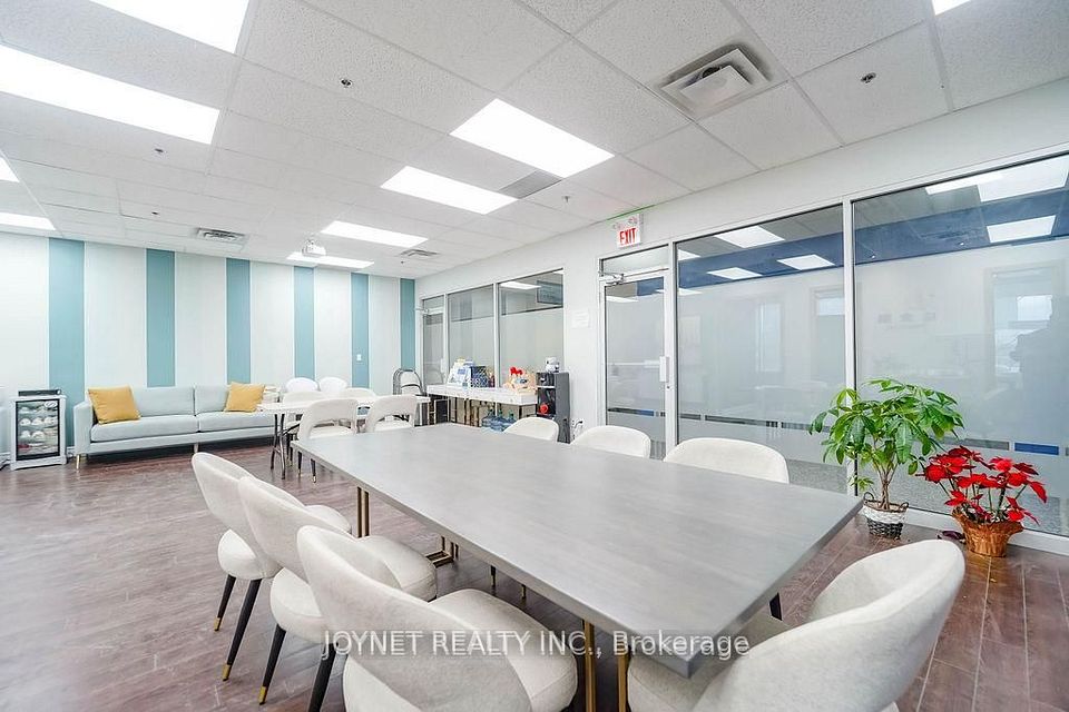 505 Highway 7 Road E 290, Markham, ON L3T 7T1