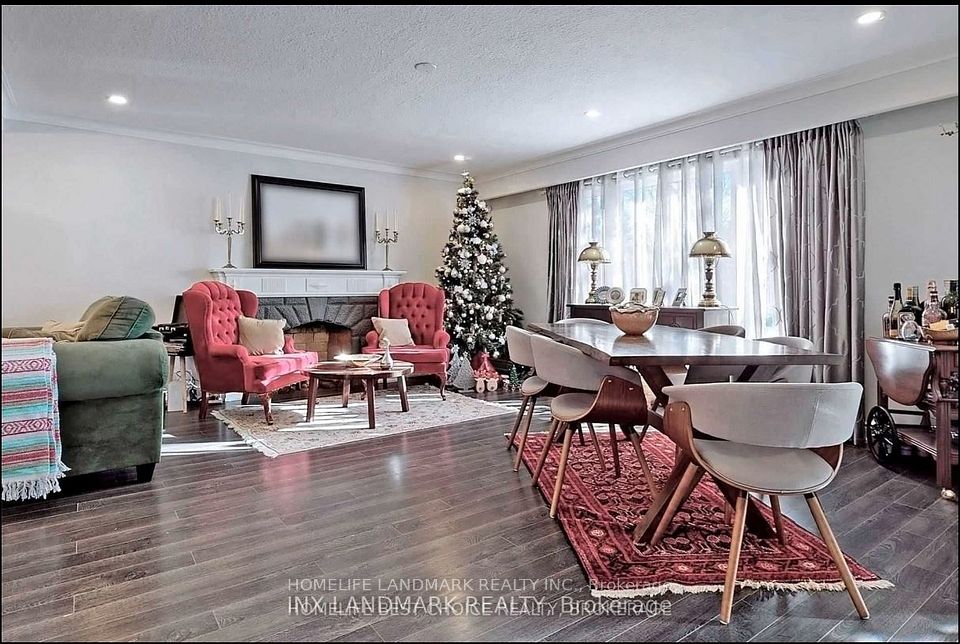 Detached at 32 Kirk Drive Main, Markham, ON L3T 3L1, Markham