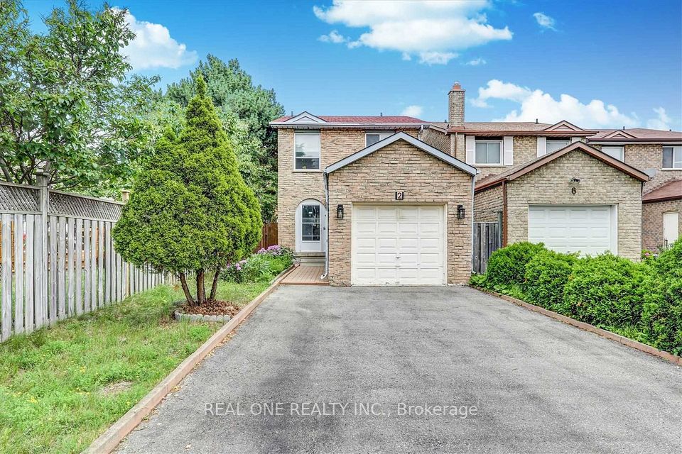 Detached at 2 Maitland Drive, Markham, ON L3R 4M7, Markham