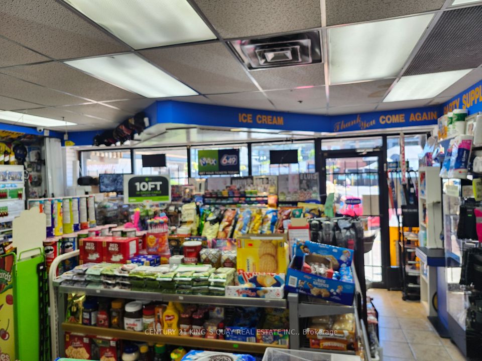 140 woodbridge Avenue AL 6-7, Vaughan, ON L4L 4K9