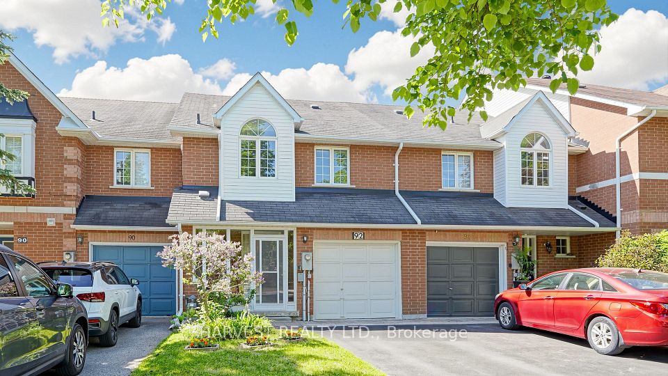 Att/Row/Townhouse at 92 Royal Chapin Crescent, Richmond Hill, ON L4S 2A8, Richmond Hill