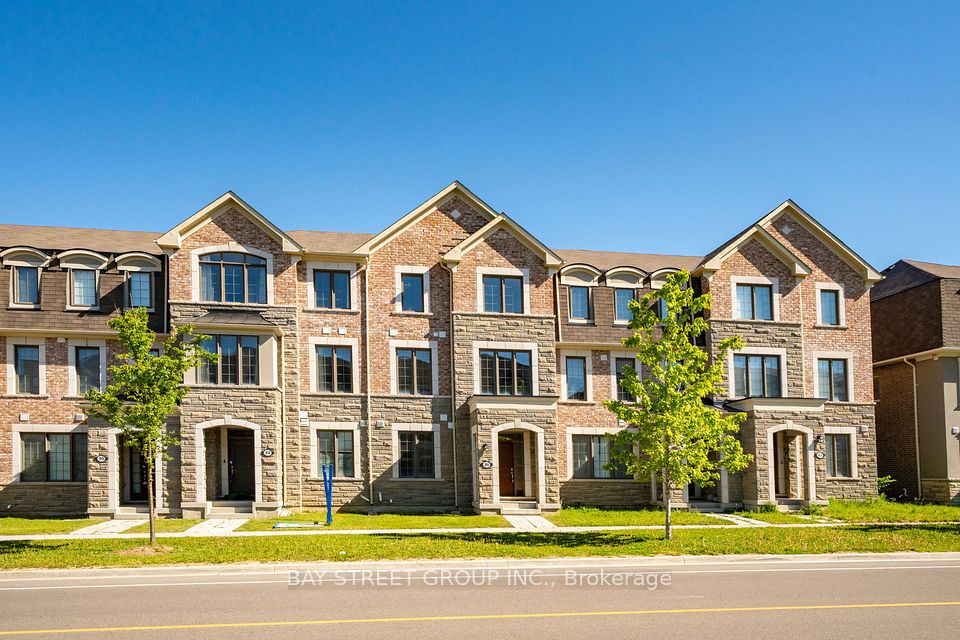 Att/Row/Townhouse at 86 William F Bell Parkway, Richmond Hill, ON L4S 0K4, Richmond Hill