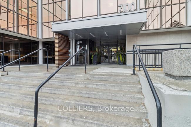7100 Woodbine Avenue 302, Markham, ON L3R 6G2