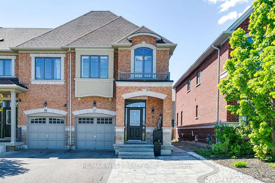Att/Row/Townhouse at 21 Sibella Way, Vaughan, ON L4H 3V6, Vaughan
