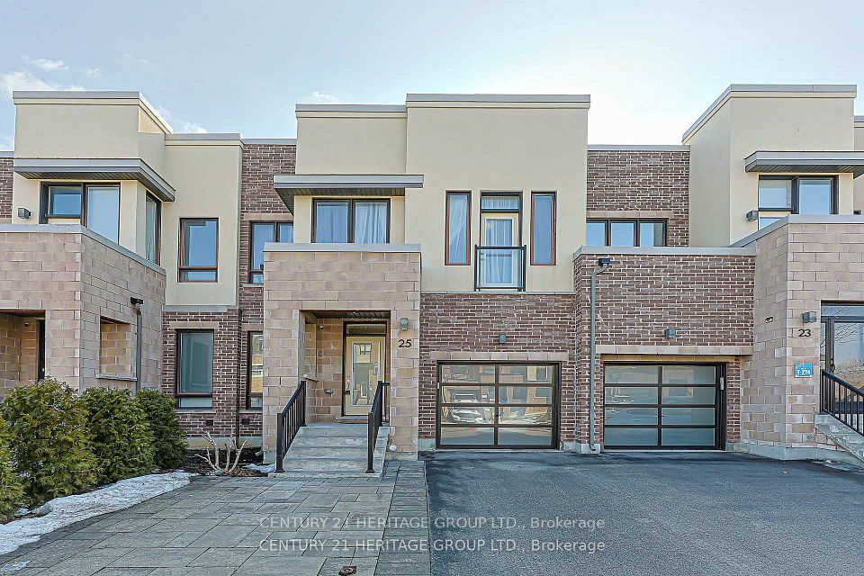 Att/Row/Townhouse at 25 Helliwell Crescent, Richmond Hill, ON L4E 1C7, Richmond Hill