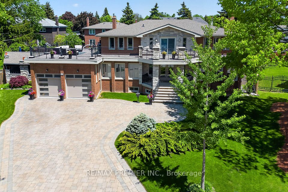 Detached at 35 Lorengate Place, Vaughan, ON L4L 2Y4, Vaughan