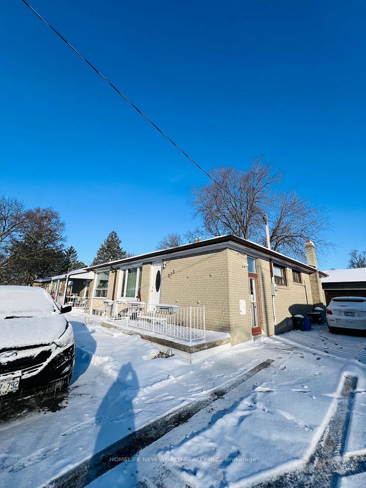 Semi-Detached  at 213 Beechy Drive Basement, Richmond Hill, ON L4C 2X6, Richmond Hill