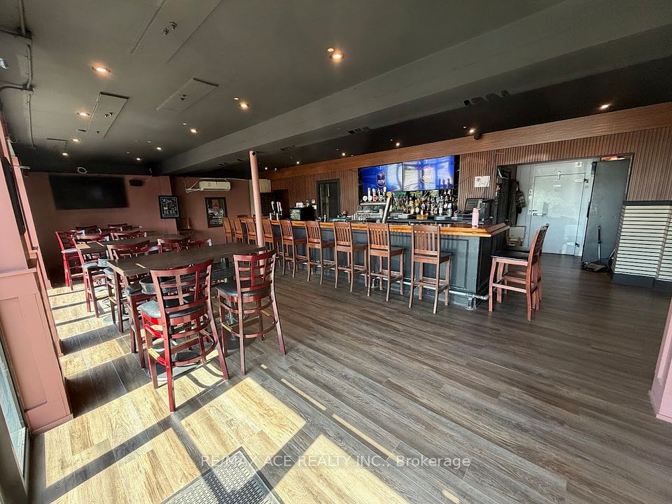200 SIMCOE Avenue, Georgina, ON L4P 2H7