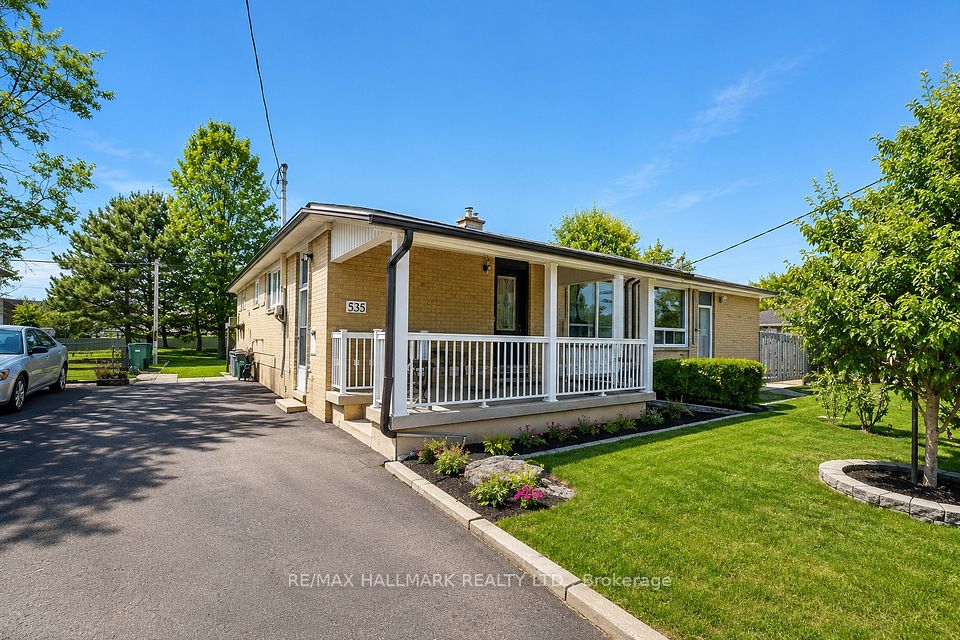 Semi-Detached  at 338 Demaine Crescent, Richmond Hill, ON L4C 2W5, Richmond Hill