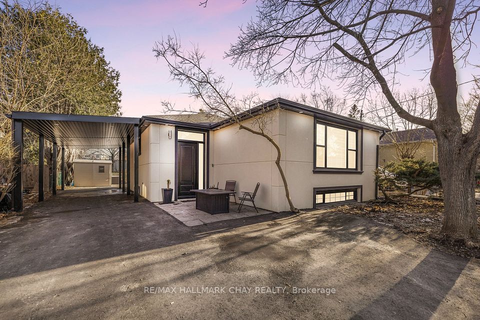 Detached at 69 Richardson Drive Lower, Aurora, ON L4G 1Z4, Aurora