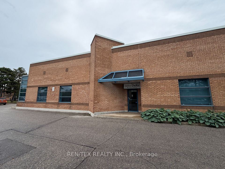 241 Applewood Crescent 9, Vaughan, ON L4K 4E6