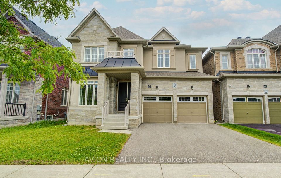 Detached at 102 Joseph Hartman Crescent, Aurora, ON L4G 7C4, Aurora