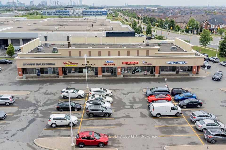 525 Cityview Boulevard 4, Vaughan, ON L4H 0Z4