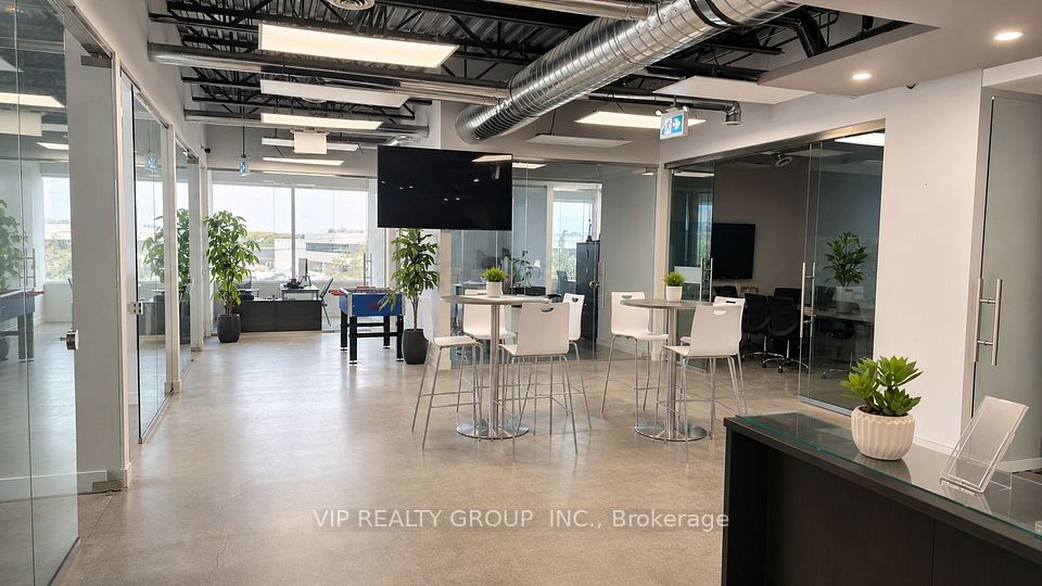 2875 Fourteenth Avenue 206, Markham, ON L3R 0H9