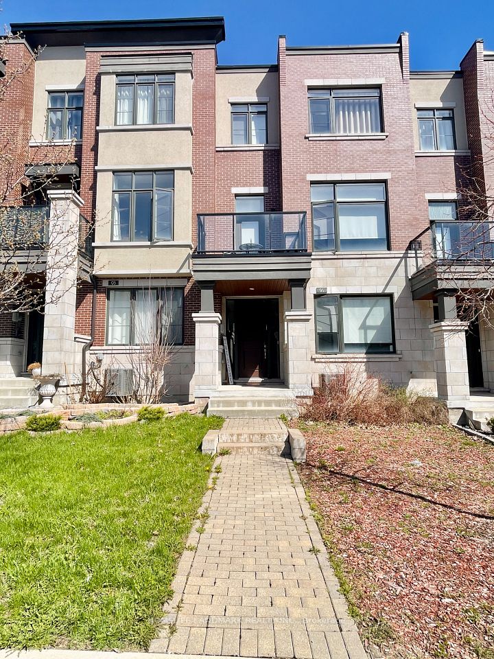 Att/Row/Townhouse at 95 Carrville Woods Circle, Vaughan, ON L6A 1S2, Vaughan