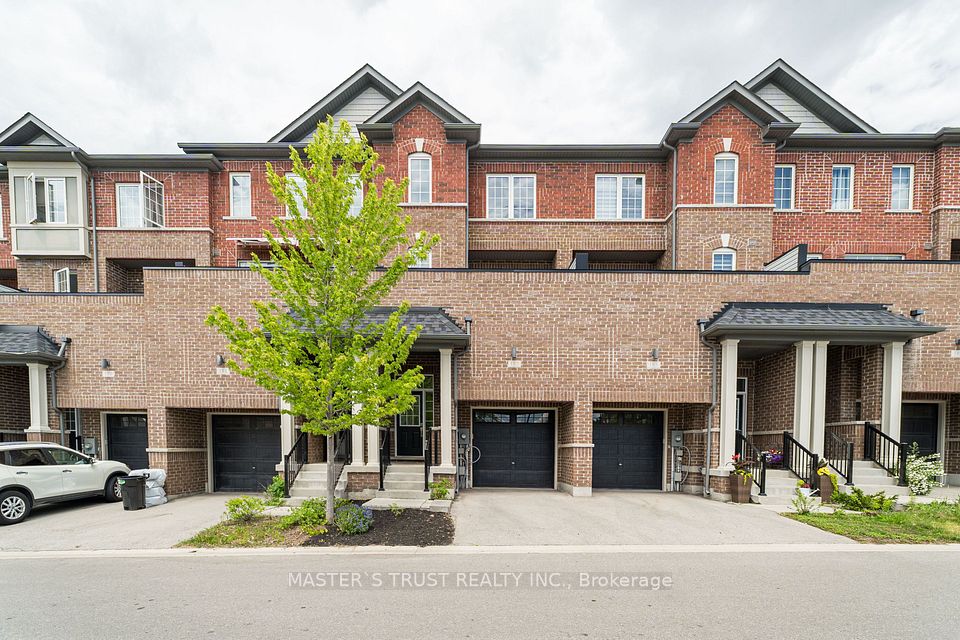 Att/Row/Townhouse at 183 Harding Park Street, Newmarket, ON L3Y 0E3, Newmarket