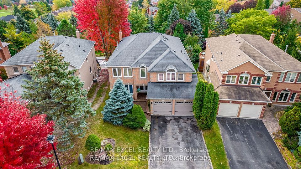 Detached at 316 Alex Doner Drive Main, Newmarket, ON L3X 1G4, Newmarket