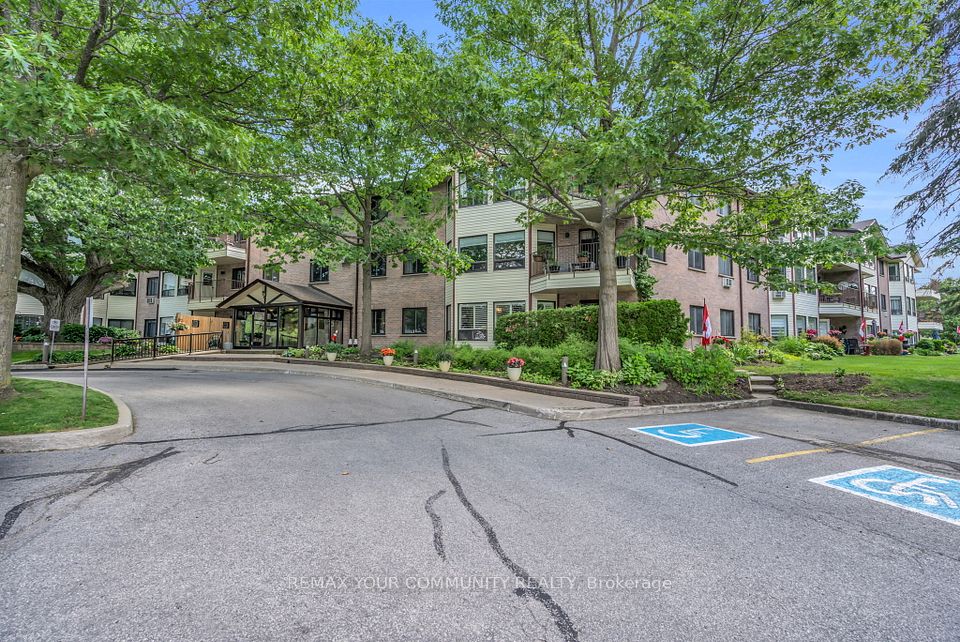 Condo Apartment at 111 Grew Boulevard 210, Georgina, ON L0E 1L0, Georgina