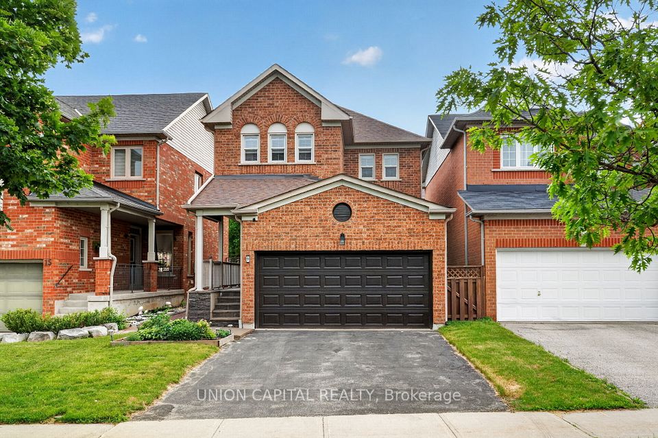 Detached at 9 Ballymore Drive, Aurora, ON L4G 7E8, Aurora