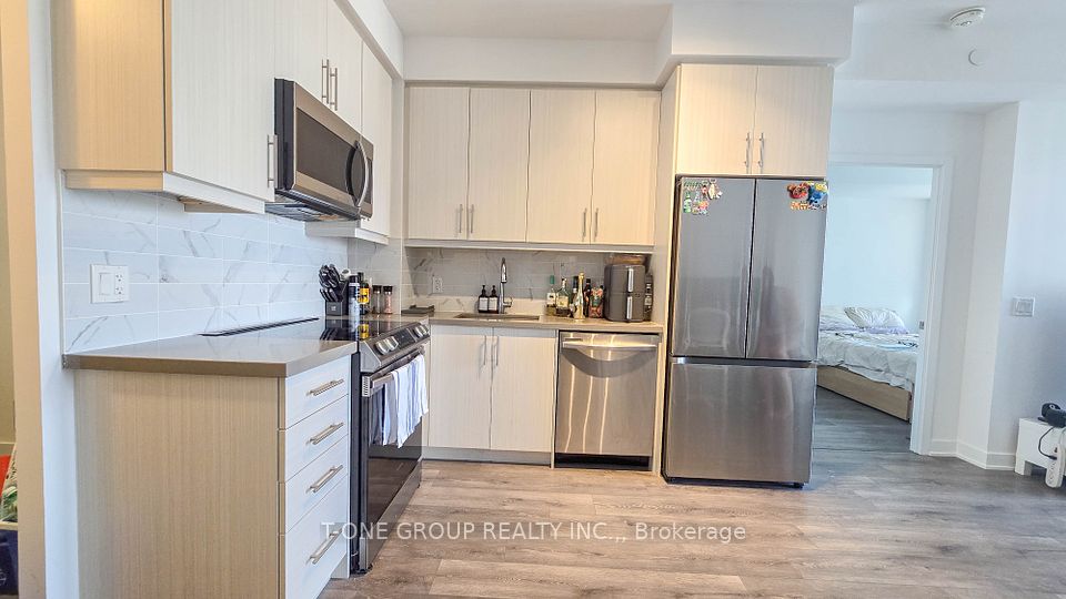 Condo Apartment at 95 Oneida Crescent 1107, Richmond Hill, ON L4B 0H5, Richmond Hill