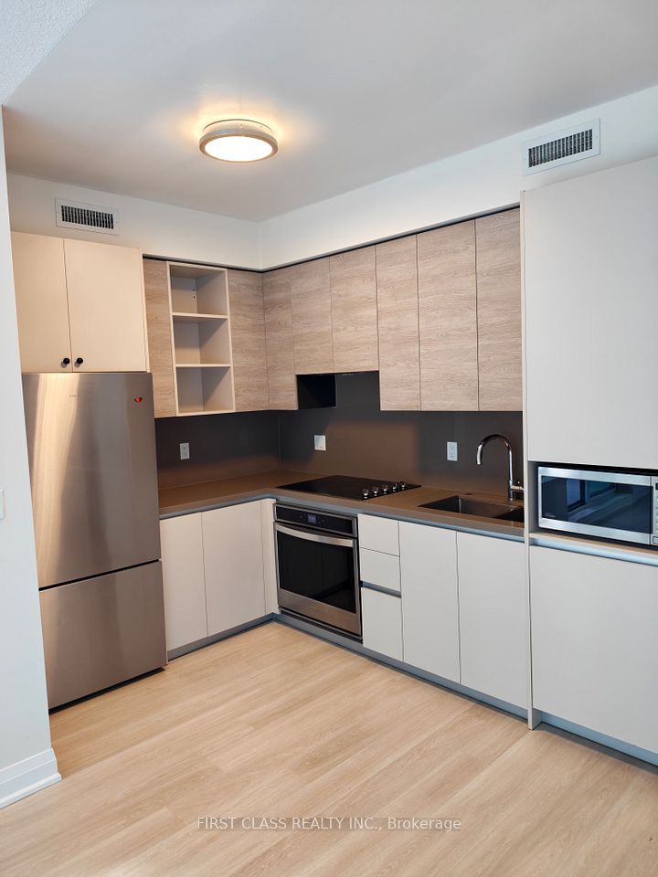Condo Apartment at 396 Highway 7 N/A E 615, Richmond Hill, ON L4B 1A7, Richmond Hill