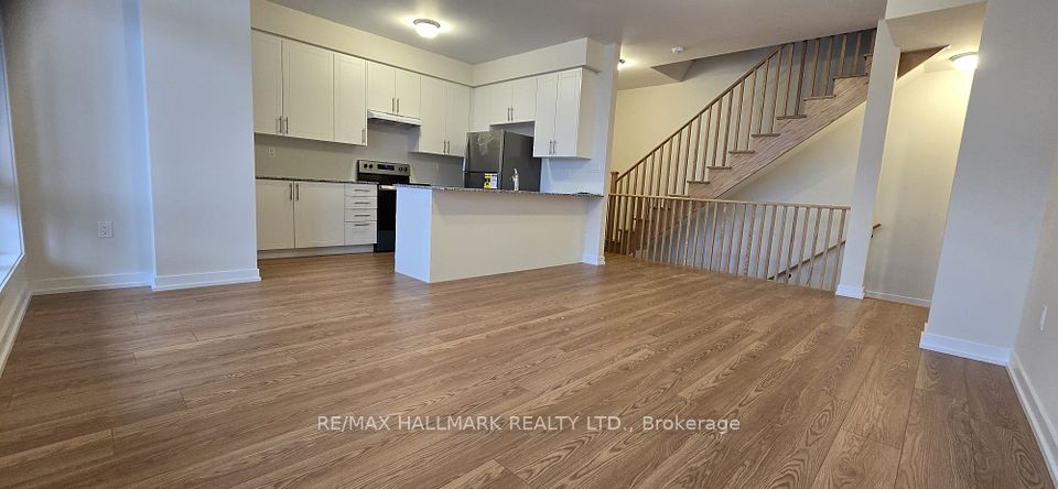 Att/Row/Townhouse at 12 Dandara Gate, Vaughan, ON L4L 1V8, Vaughan