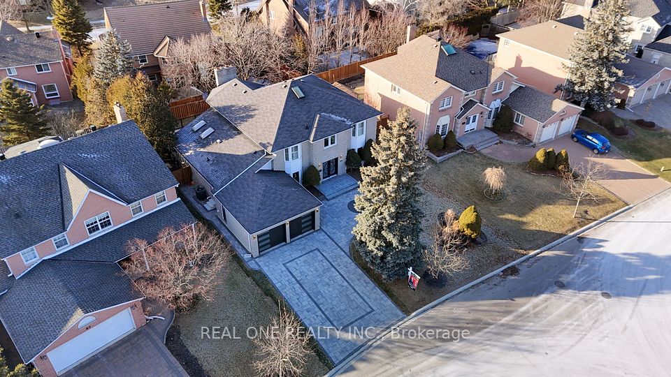 Detached at 99 Aitken Circle, Markham, ON L3R 7L5, Markham