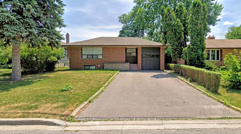 Detached at 186 Driscoll Road Lower, Richmond Hill, ON L4C 4H7, Richmond Hill