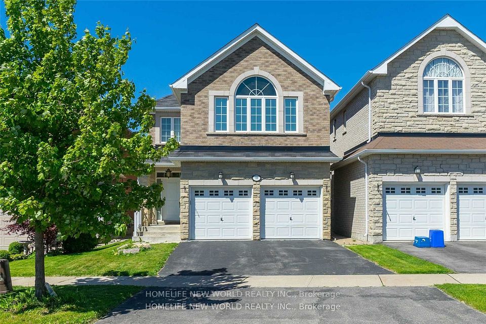 Detached at 18 Danpatrick Drive, Richmond Hill, ON L4S 2S7, Richmond Hill