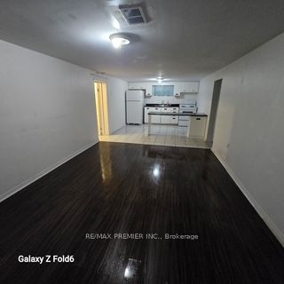 Detached at 61 Grandview Avenue BSMT, Markham, ON L3T 1H1, Markham