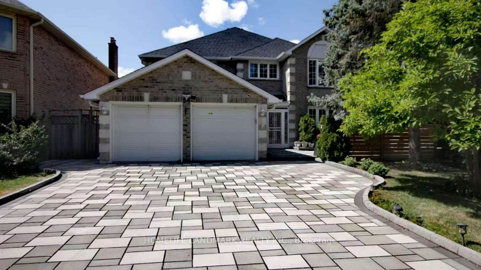 Detached at 54 Castleridge Drive Main, Richmond Hill, ON L4B 1R3, Richmond Hill
