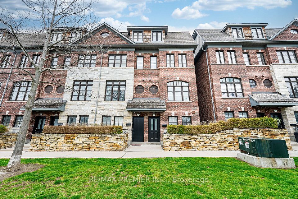 Att/Row/Townhouse at 8321 Kipling Avenue 16, Vaughan, ON L4L 2A7, Vaughan