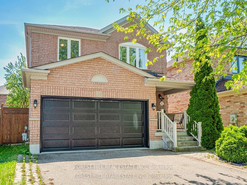 Detached at 70 Shoniker Drive, Newmarket, ON L3X 2Y7, Newmarket