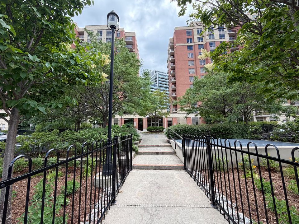 Condo Apartment at 75 King William Crescent Ph13, Richmond Hill, ON L4B 0C1, Richmond Hill
