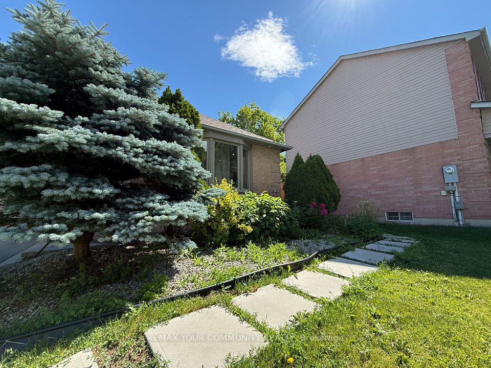 Detached at 6 Albery Crescent, Aurora, ON L4G 5R4, Aurora