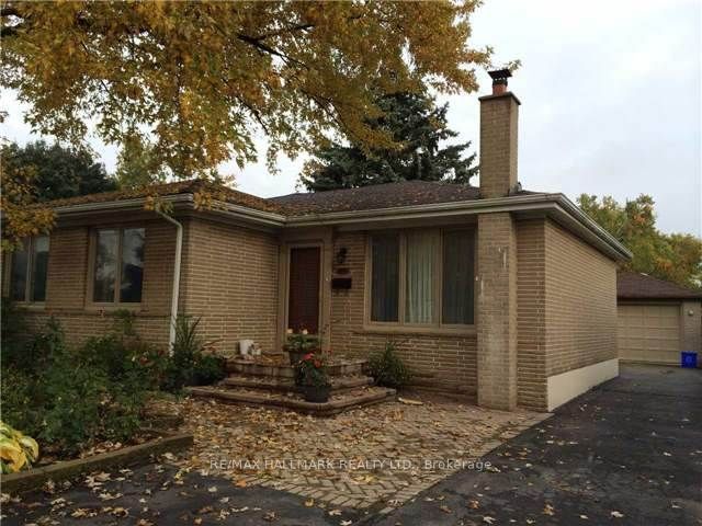 Detached at 116 Cartier Crescent Main Floor, Richmond Hill, ON L4C 2N6, Richmond Hill
